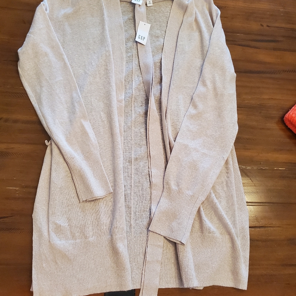NWT Gap belted cardigan